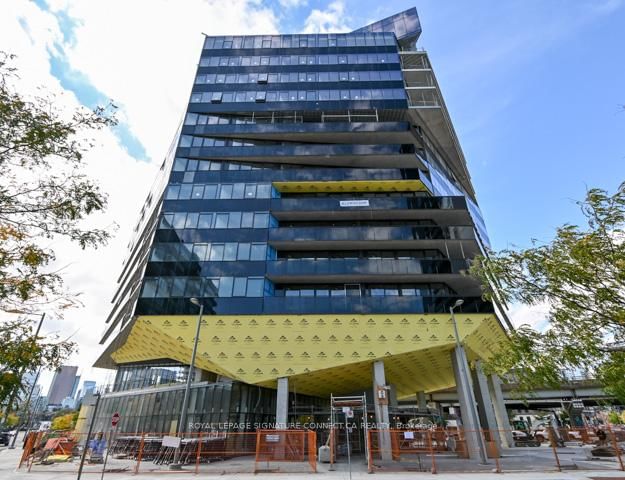 405 - 21 Lawren Harris Square