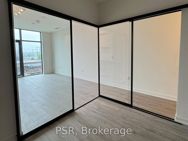 512 - 181 Sterling Road