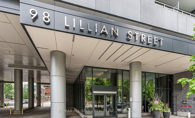 1011 - 98 Lillian Street