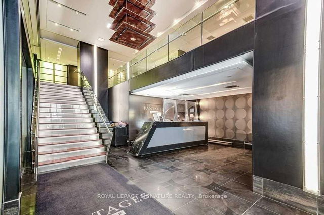 PH10 - 210 Victoria Street