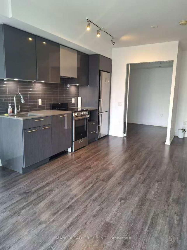 1128 - 251 Jarvis Street