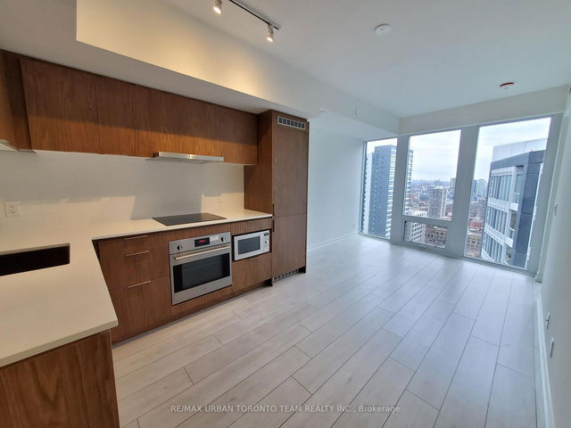 Ph212 - 60 Shuter Street
