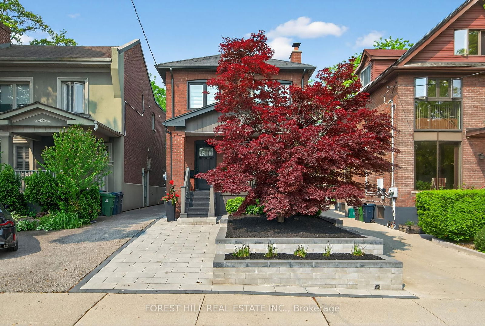 Detached House for sale at 82 Pinewood Avenue, Toronto, Humewood-Cedarvale, M6C 2V1 - MLS: C12212193