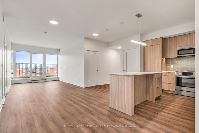 1122 - 88 Bathurst Street