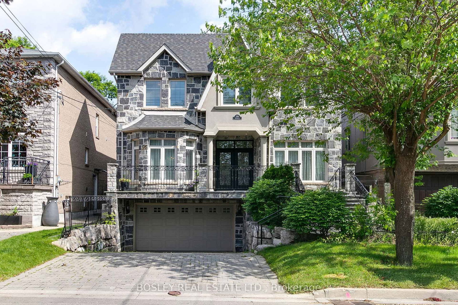 Detached House for sale at 256 Haddington Avenue, Toronto, Bedford Park-Nortown, M5M 2P9 - MLS: C12212364