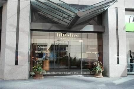 2009 - 55 Bloor Street
