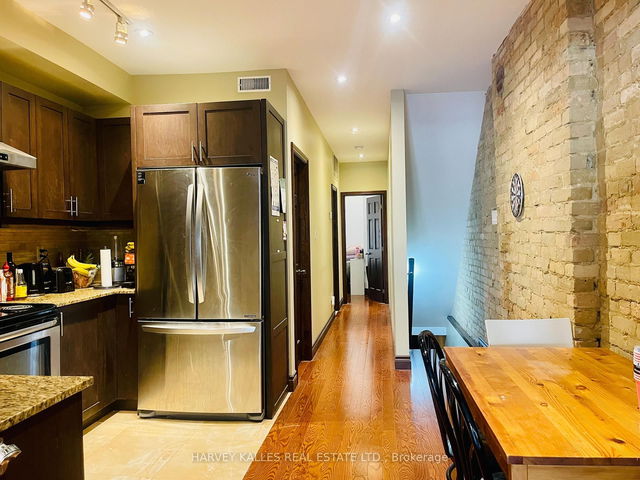 2 - 267 St Helens Avenue