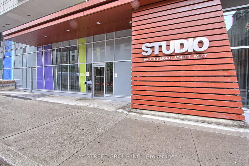 517 - 199 Richmond St W, Toronto, M5V 0H4 | Image 2
