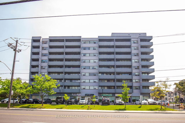 205 - 3555 Bathurst Street