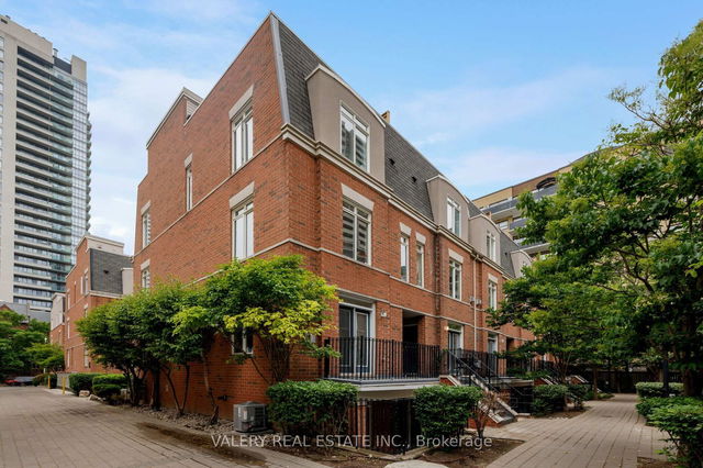 226 - 415 Jarvis Street
