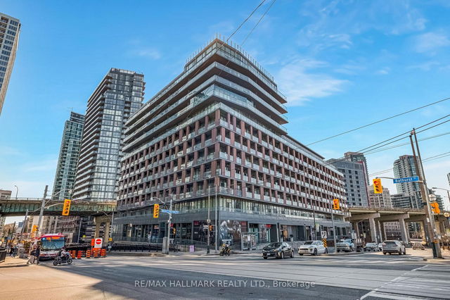 913 - 169 Fort York Boulevard