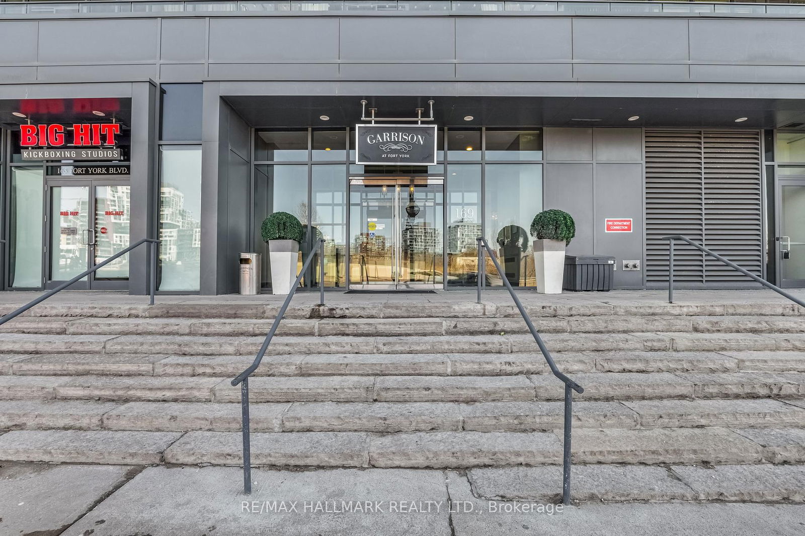 Condo for sale at 913-169 Fort York Boulevard, Toronto, Niagara, M5V 0C8 - MLS: C12212904