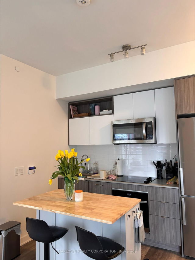 1573 W - 135 Lower Sherbourne Street