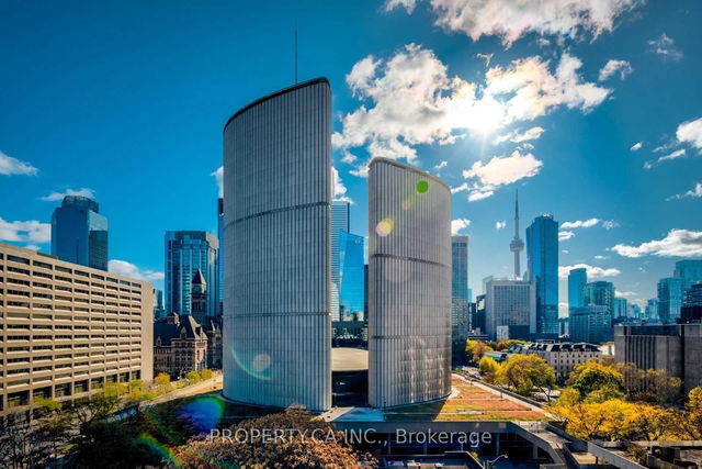 1209 - 111 Elizabeth Street