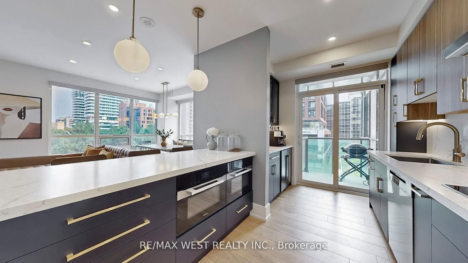 Condo for sale at 314-70 Roehampton Avenue, Toronto, Mount Pleasant West, M4P 1R2 - MLS: C12213183