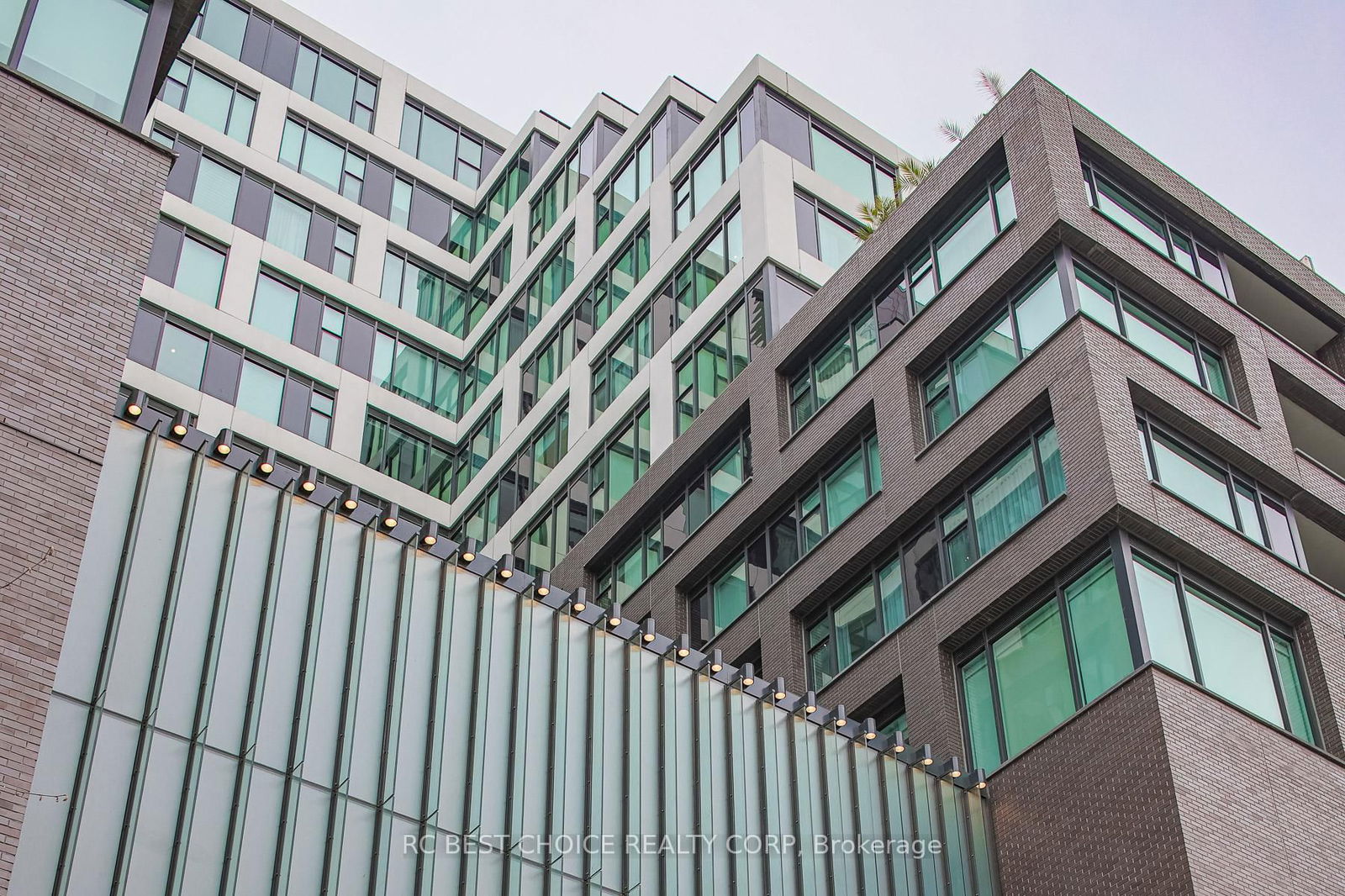Condo for sale at 606-455 Wellington Street, Toronto, Waterfront Communities C1, M5J 2R2 - MLS: C12213522