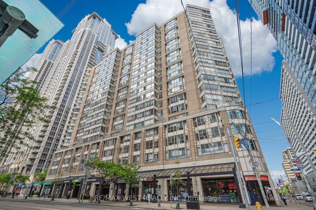 1303 - 717 Bay Street