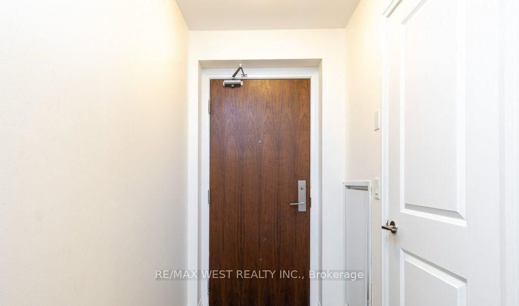 Condo for sale at 1308-8 Mercer Street, Toronto, Waterfront Communities C1, M5V 0C4 - MLS: C12213557