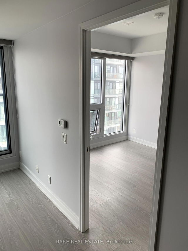 1715 - 181 Dundas Street