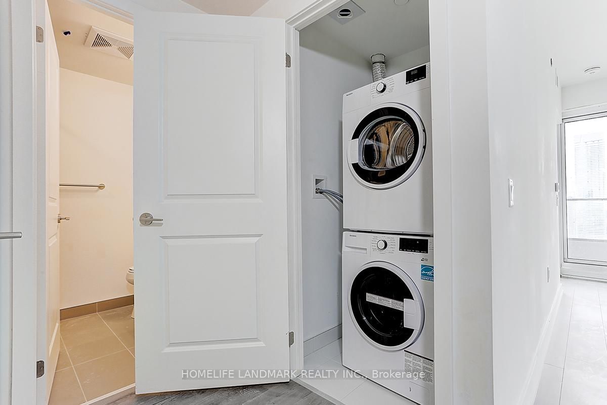 395 Bloor Street E, Unit 4303 - Photo 17