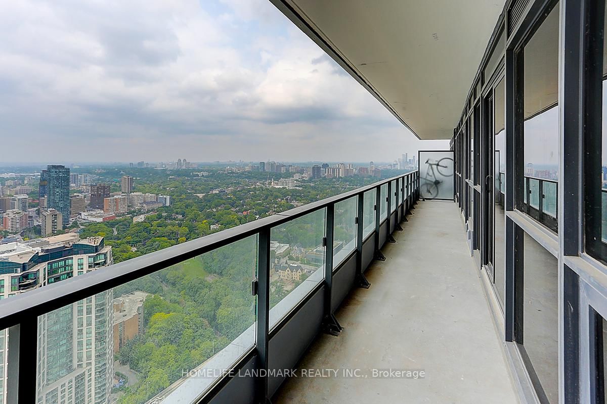395 Bloor Street E, Unit 4303 - Photo 33