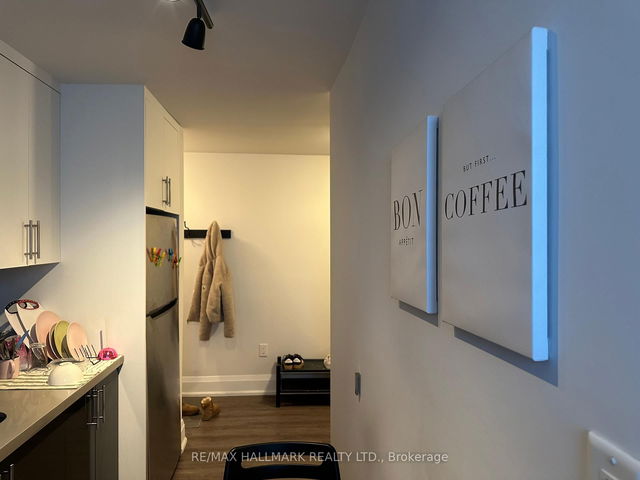 1 - 595 St Clair Avenue W