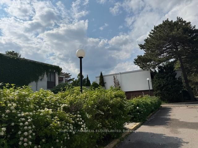60 - 396 Woodsworth Road
