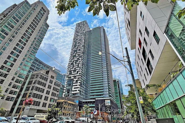 408 - 25 Richmond Street
