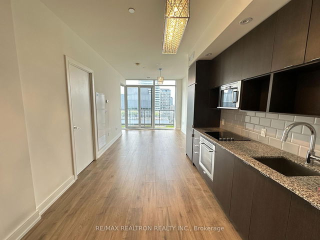 PH4 - 89 Mcgill Street