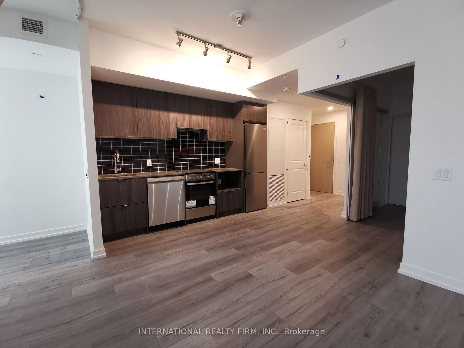 Condo for sale at 5101-395 Bloor Street, Toronto, North St. James Town, M4W 0B4 - MLS: C12214543