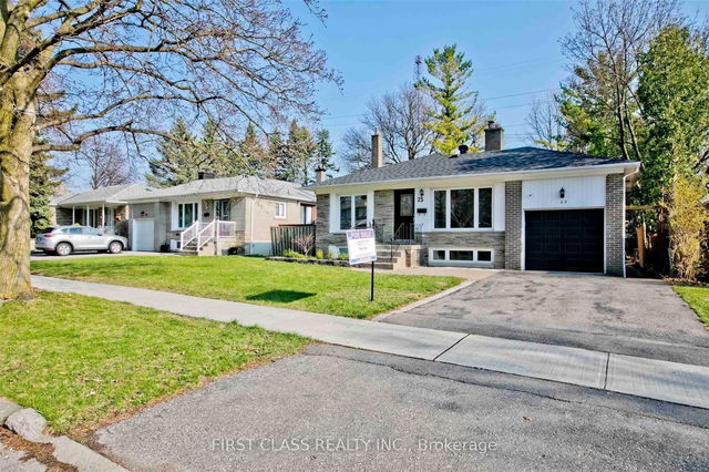 25 Summerside Crescent