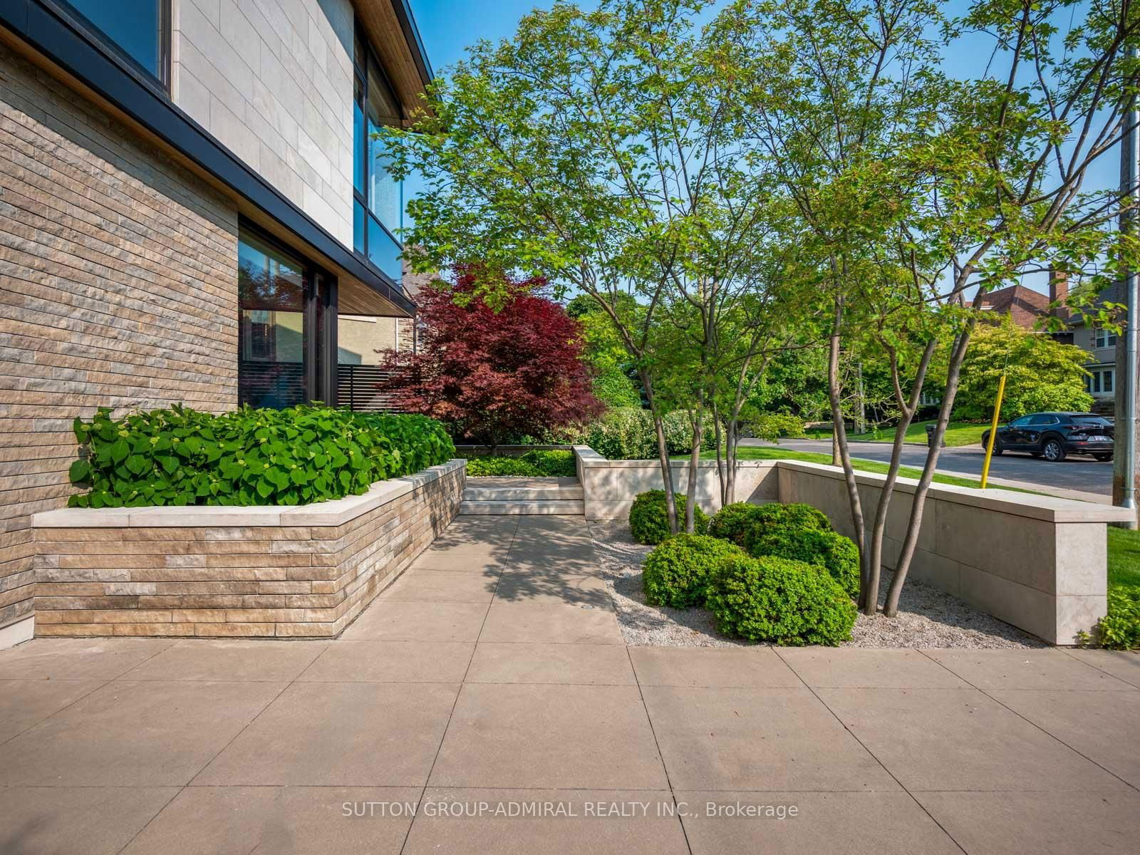 Detached House for sale at 43 Hillholm Road, Toronto, Forest Hill South, M5P 1M4 - MLS: C12214758