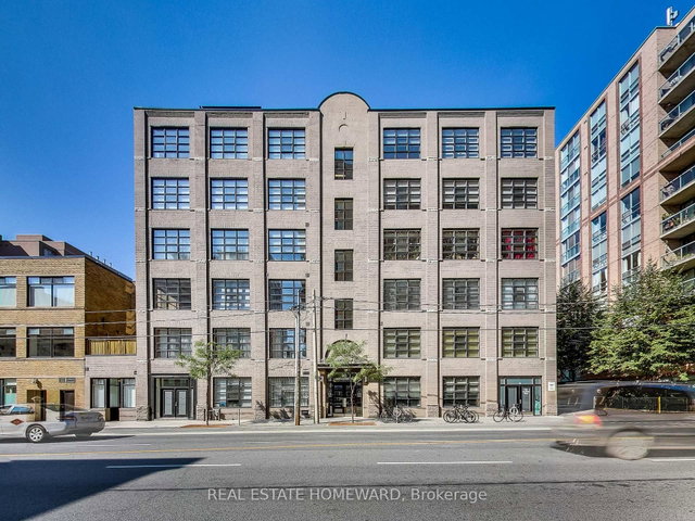 405 - 90 Sherbourne Street