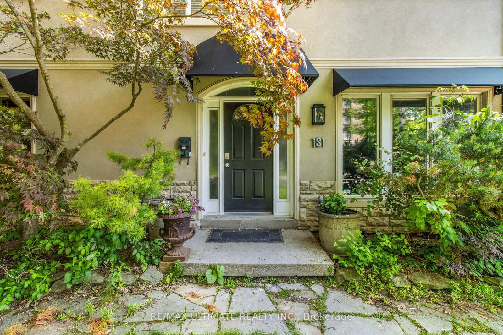 Detached House for sale at 181 Bayview Heights Drive, Toronto, Leaside, M4G 2Z1 - MLS: C12214942