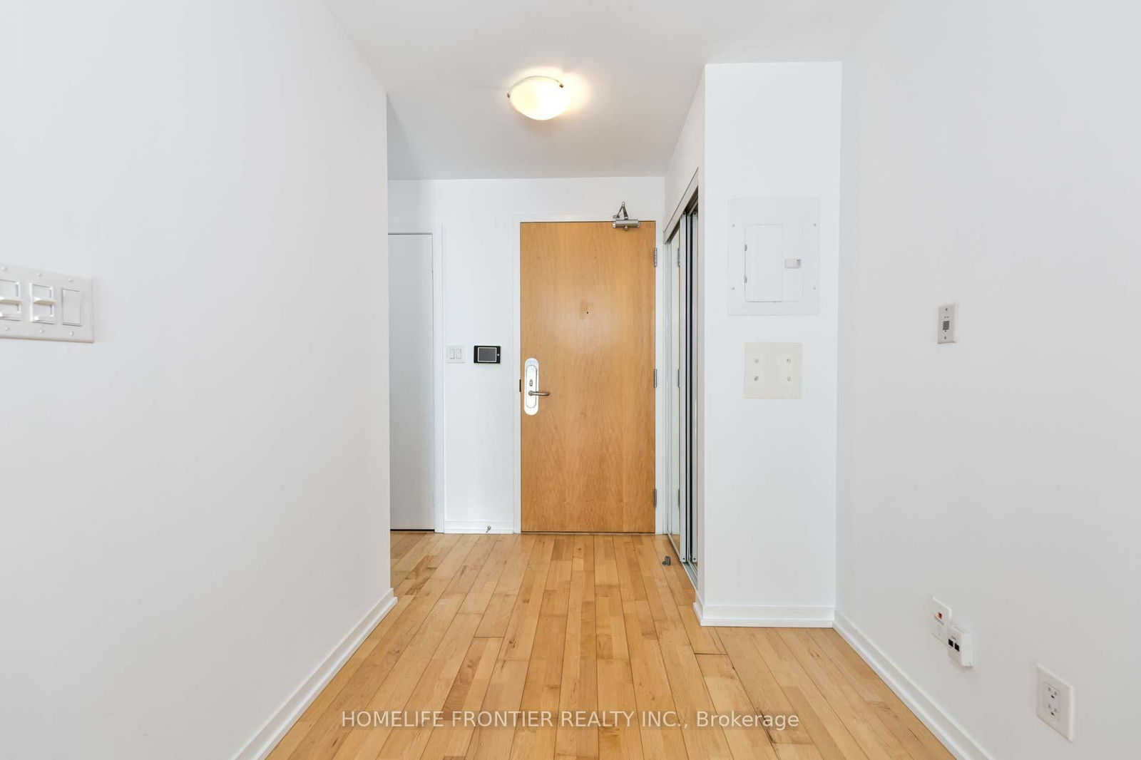 Condo for sale at 2111-65 Bremner Boulevard, Toronto, Waterfront Communities C1, M5J 0A7 - MLS: C12215035