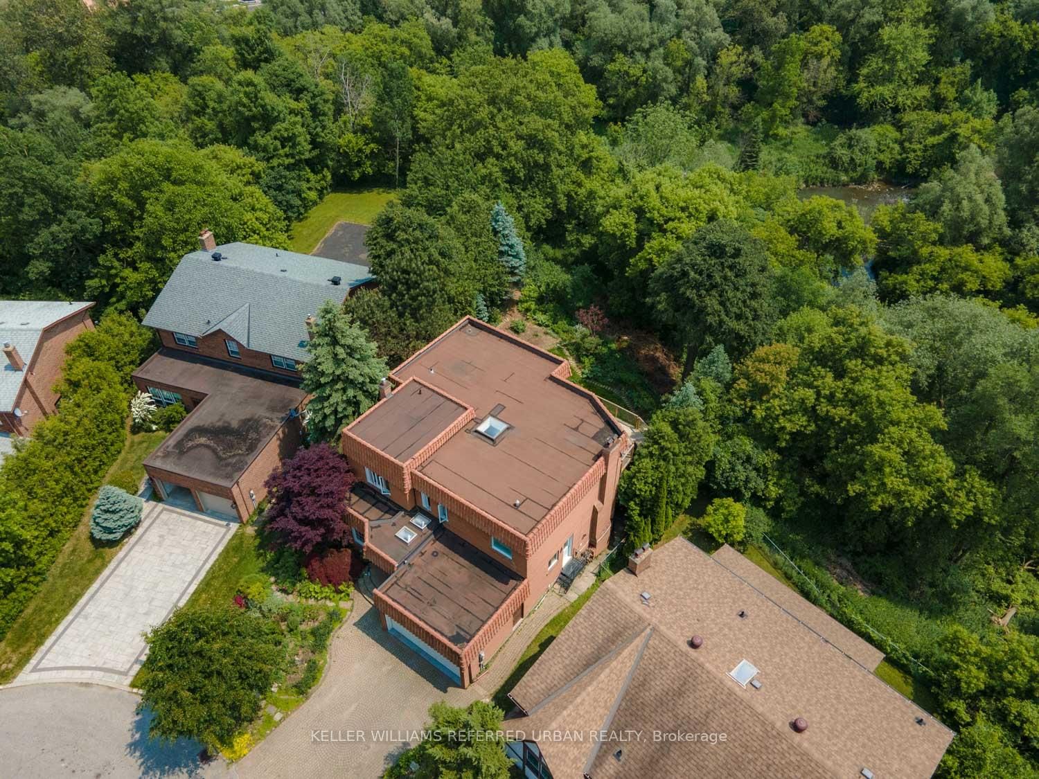 Detached House for sale at 4 Saddletree Drive, Toronto, Bayview Woods-Steeles, M2H 3L3 - MLS: C12215039