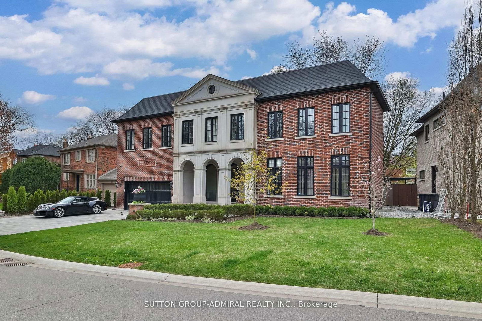 Detached House for sale at 125 Sandringham Drive, Toronto, Lawrence Park North, M3H 1E2 - MLS: C12215174