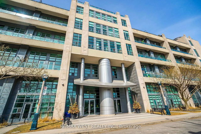 333 - 380 Macpherson Avenue