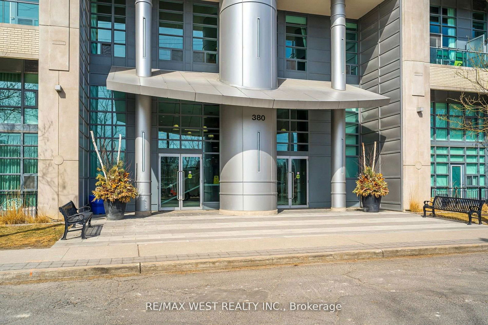Condo for sale at 333-380 Macpherson Avenue, Toronto, Casa Loma, M4V 3E3 - MLS: C12215411