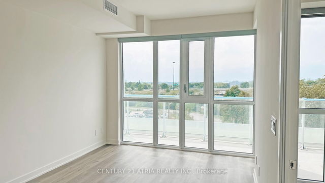 403 - 10 Deerlick Court