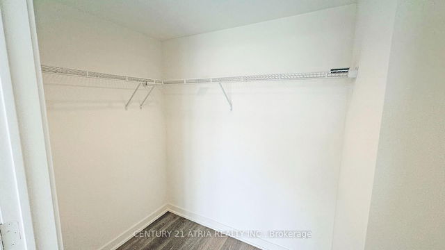 403 - 10 Deerlick Court