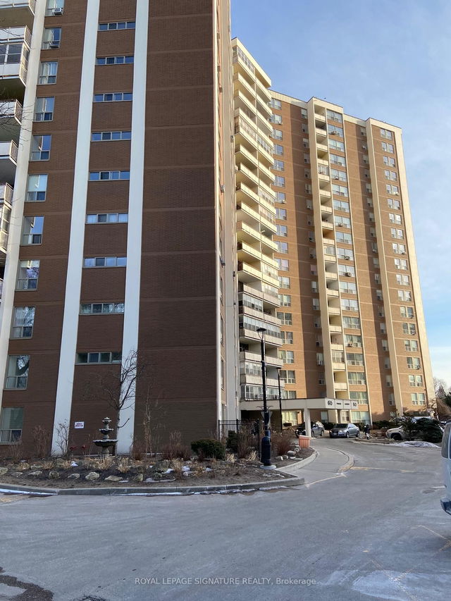 1406 - 60 Pavane Linkway