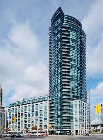 1102 - 600 Fleet Street