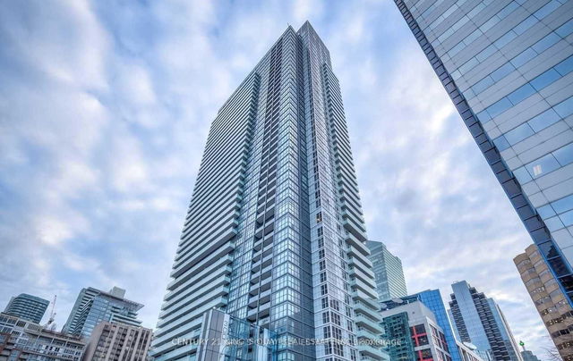 1612 - 300 Front Street