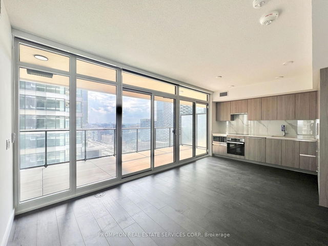 2810 - 1 Concord Cityplace Way