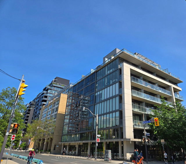 201 - 533 Richmond Street