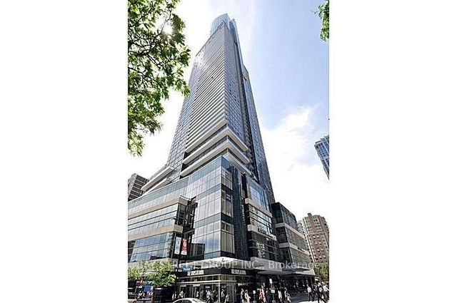 4316 - 386 Yonge Street