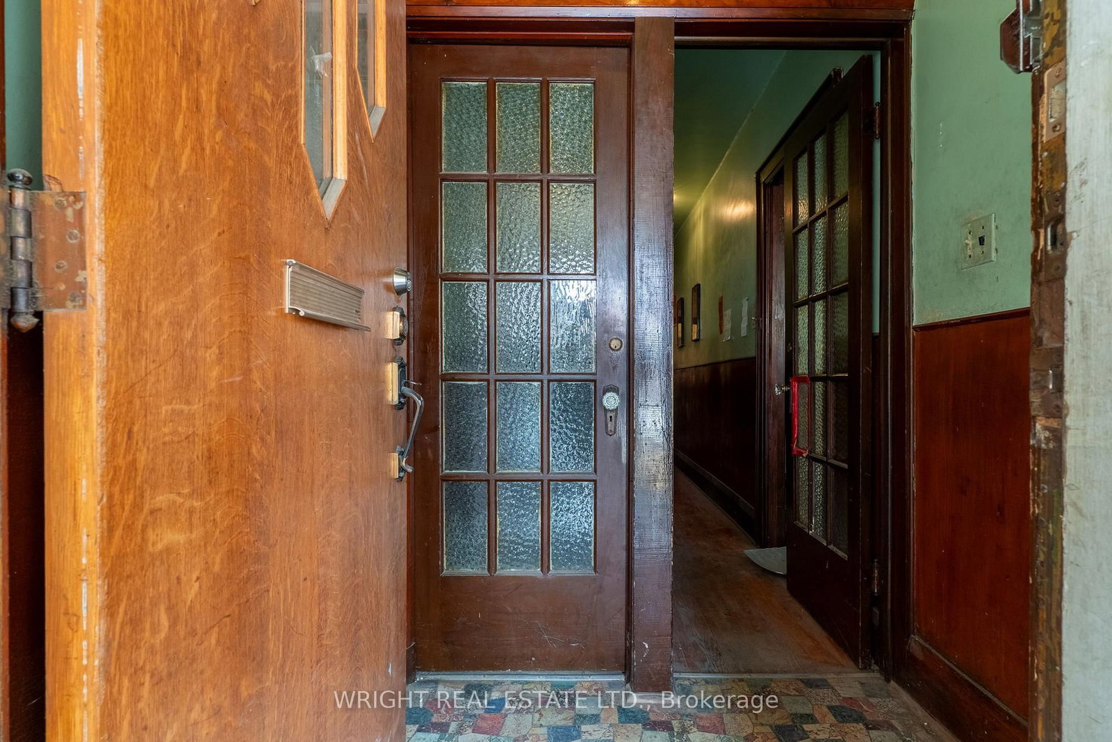 Listing Image 5