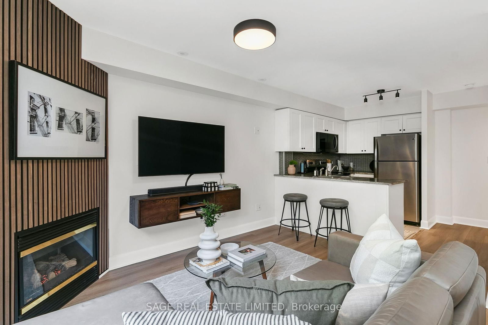 Condo for sale at 373-415 Jarvis Street, Toronto, Cabbagetown-South St. James Town, M4Y 2G8 - MLS: C12217028