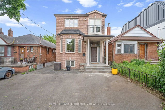 384 Winnett Avenue